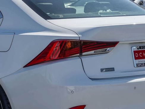 Used 2019 Lexus IS 350 F Sport image 7