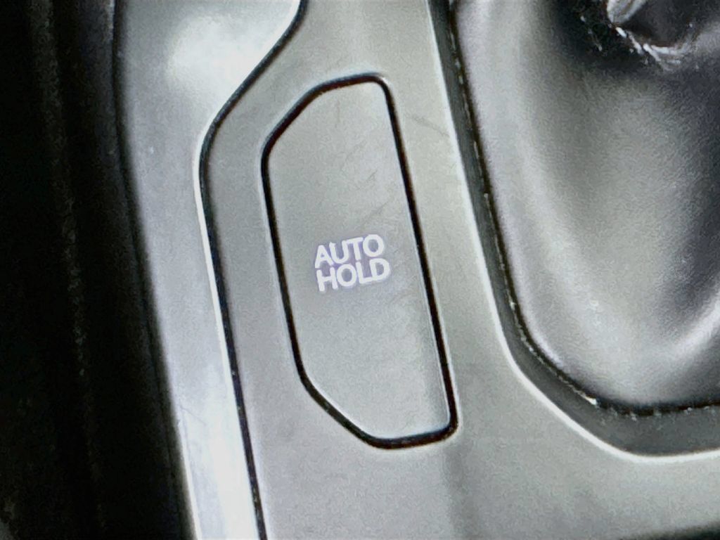 Used 2025 Kia K4 FWD image 14