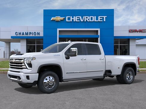 New 2026 Chevrolet Silverado 3500 High Country w/ High Country Premium Package AWD/4WD image 2
