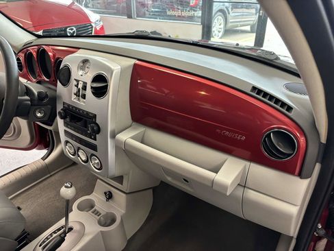 Used 2006 Chrysler PT Cruiser image 14