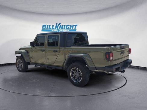 Used 2025 Jeep Gladiator Sport AWD/4WD image 3