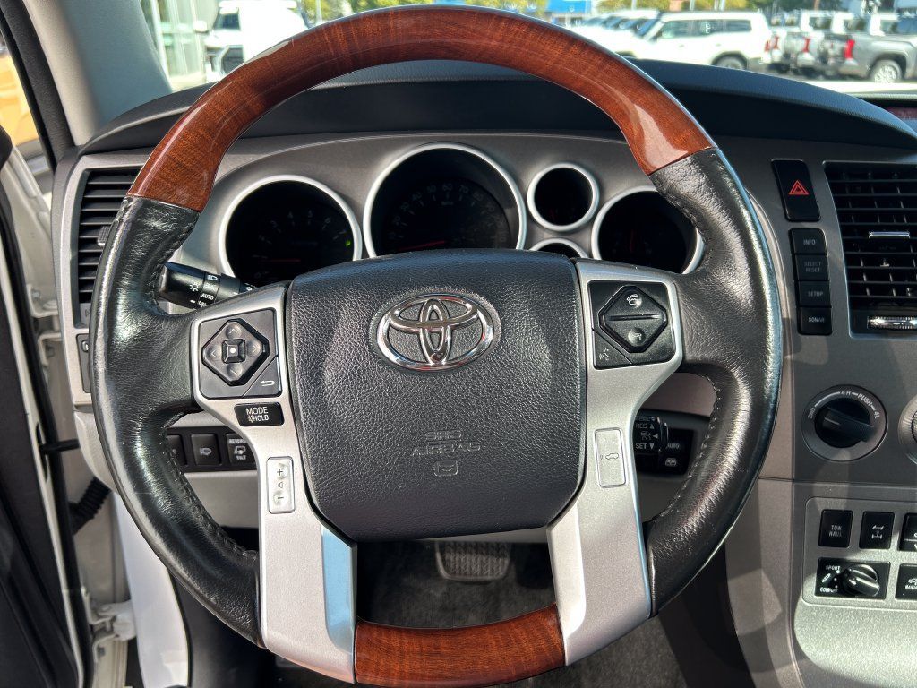 Certified 2016 Toyota Sequoia Platinum AWD/4WD image 17