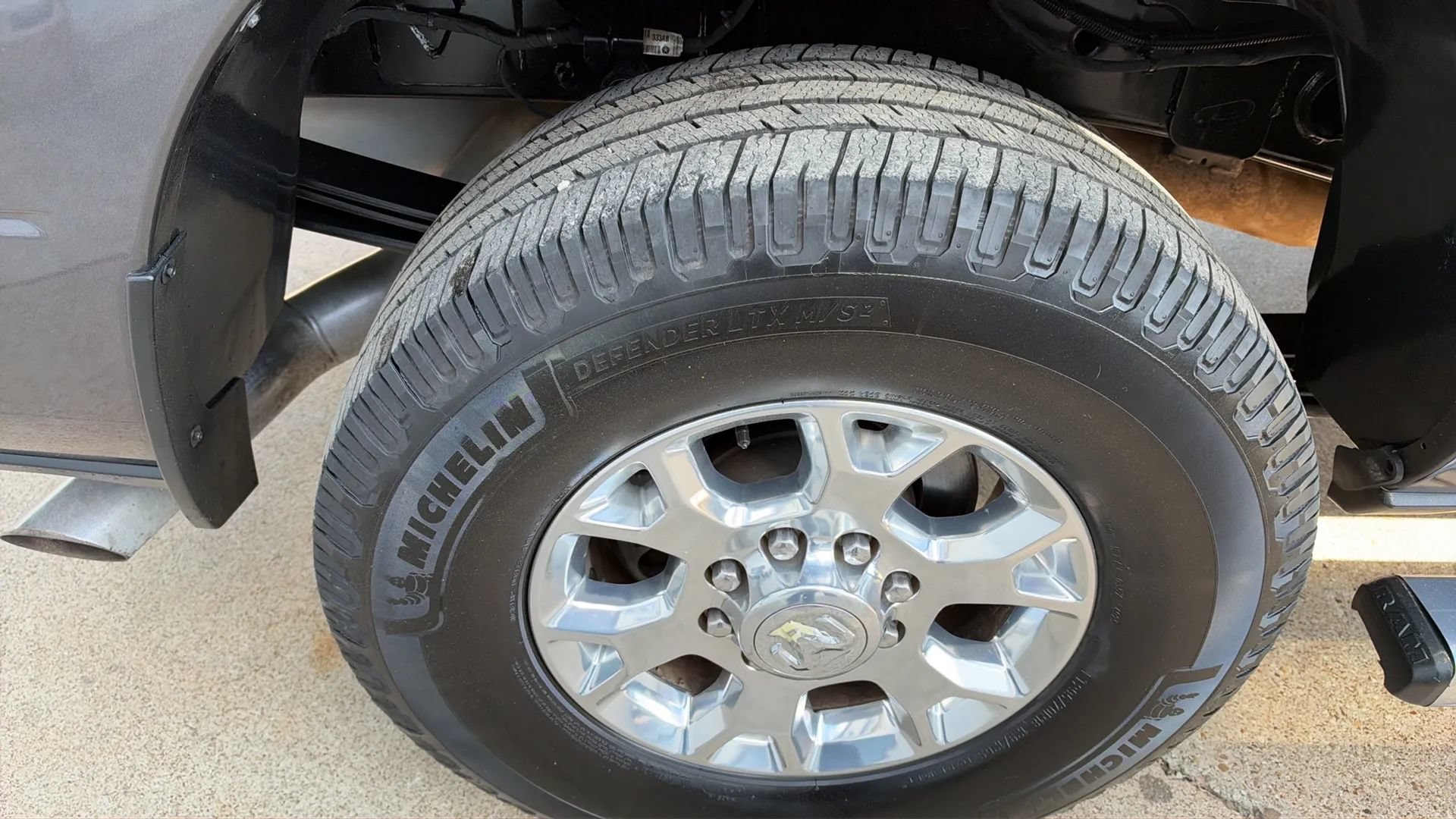 Used 2023 RAM 3500 Laramie AWD/4WD image 25