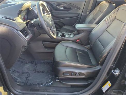 Used 2024 GMC Terrain AT4 w/ Tech Package image 17