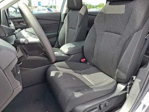 Certified 2025 Honda Accord SE image 13
