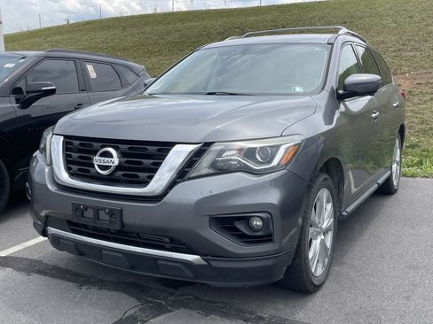Used 2018 Nissan Pathfinder SL w/ SL Premium Package AWD/4WD image 2