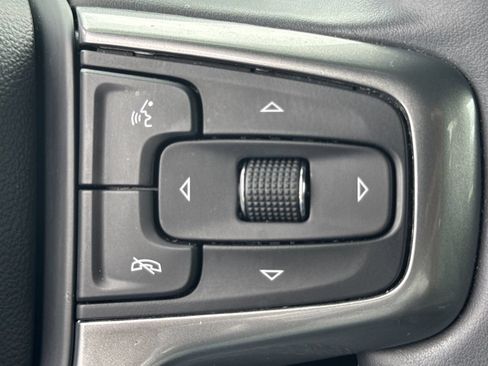 Used 2023 Chevrolet Tahoe Premier RWD image 28