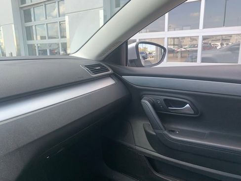Used 2014 Volkswagen CC Sport image 15