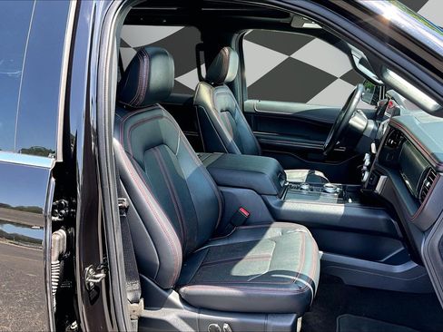 Certified 2023 Ford Expedition Max Limited AWD/4WD image 6