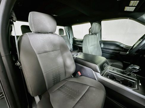 Used 2020 Ford F150 XLT w/ Equipment Group 302A Luxury AWD/4WD image 26