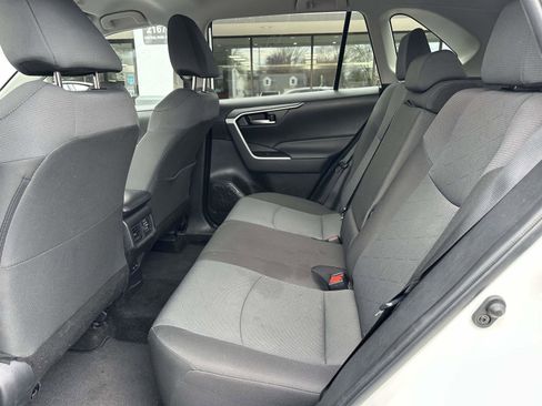 Certified 2025 Toyota RAV4 XLE FWD image 16