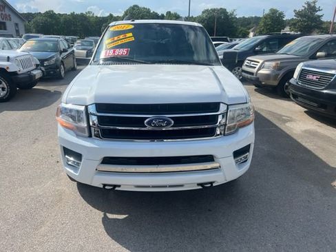 Used 2017 Ford Expedition EL XLT image 2