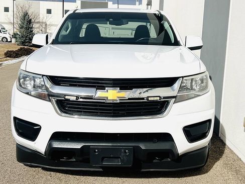 Used 2020 Chevrolet Colorado LT w/ Safety Package image 4