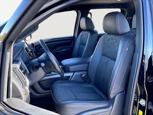 Used 2024 Nissan Titan PRO-4X w/ Pro-4x Utility Package image 15