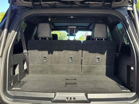 Used 2020 Ford Expedition Max XLT w/ Equipment Group 202A RWD image 6