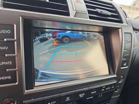 Used 2015 Lexus GX 460 image 23