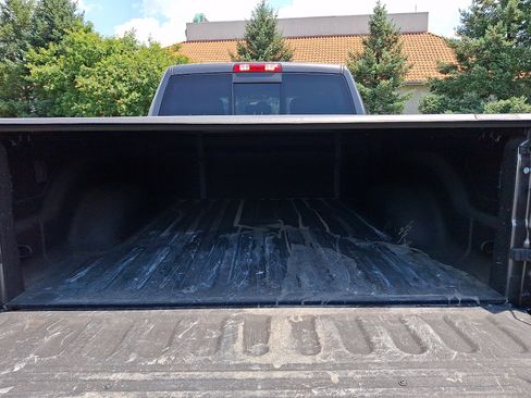Used 2024 RAM 2500 Tradesman w/ Chrome Appearance Group AWD/4WD image 28