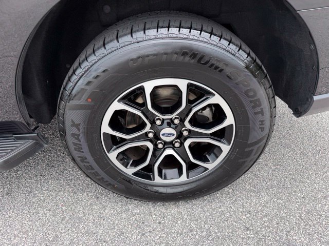 Certified 2024 Ford Expedition XLT AWD/4WD image 9