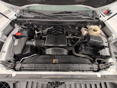 Used 2021 Chevrolet Silverado 2500 Custom w/ Custom Value Package AWD/4WD image 8