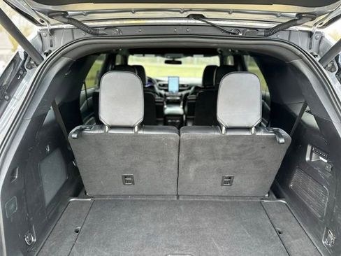 Used 2020 Ford Explorer ST w/ ST Street Pack image 21