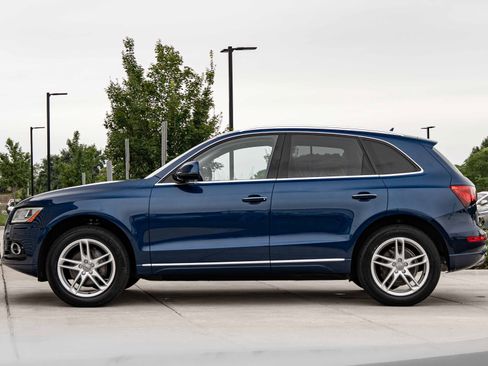 Used 2017 Audi Q5 2.0T Premium Plus w/ Technology Package AWD/4WD image 6