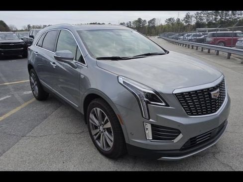 Used 2025 Cadillac XT5 Premium Luxury w/ Technology Package image 3