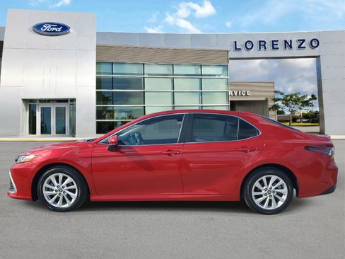 Used 2023 Toyota Camry LE FWD image 8