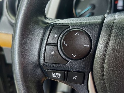 Used 2018 Toyota RAV4 SE AWD/4WD image 22