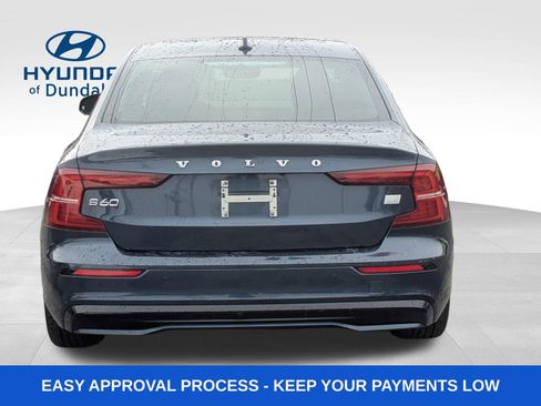 Used 2023 Volvo S60 T8 Plus image 5