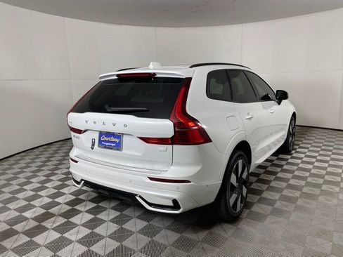 Certified 2024 Volvo XC60 T8 Plus w/ Protection Package AWD/4WD image 9