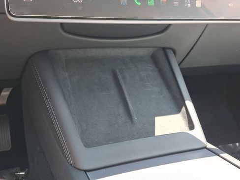 Used 2025 Tesla Model 3 Long Range RWD image 27