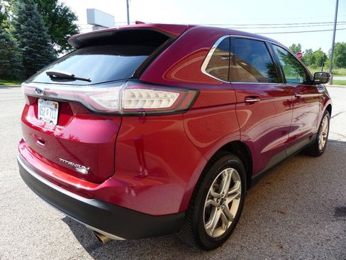 Used 2018 Ford Edge Titanium w/ Equipment Group 301A AWD/4WD image 12