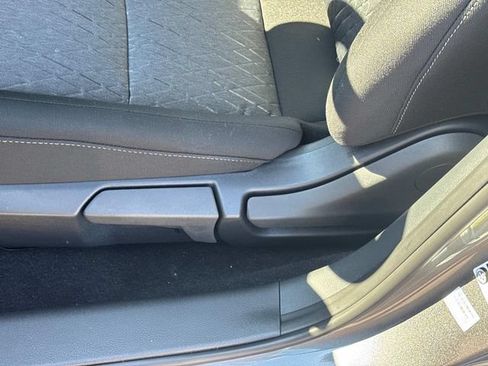 New 2027 Nissan Sentra SV w/ SV Convenience Package FWD image 23