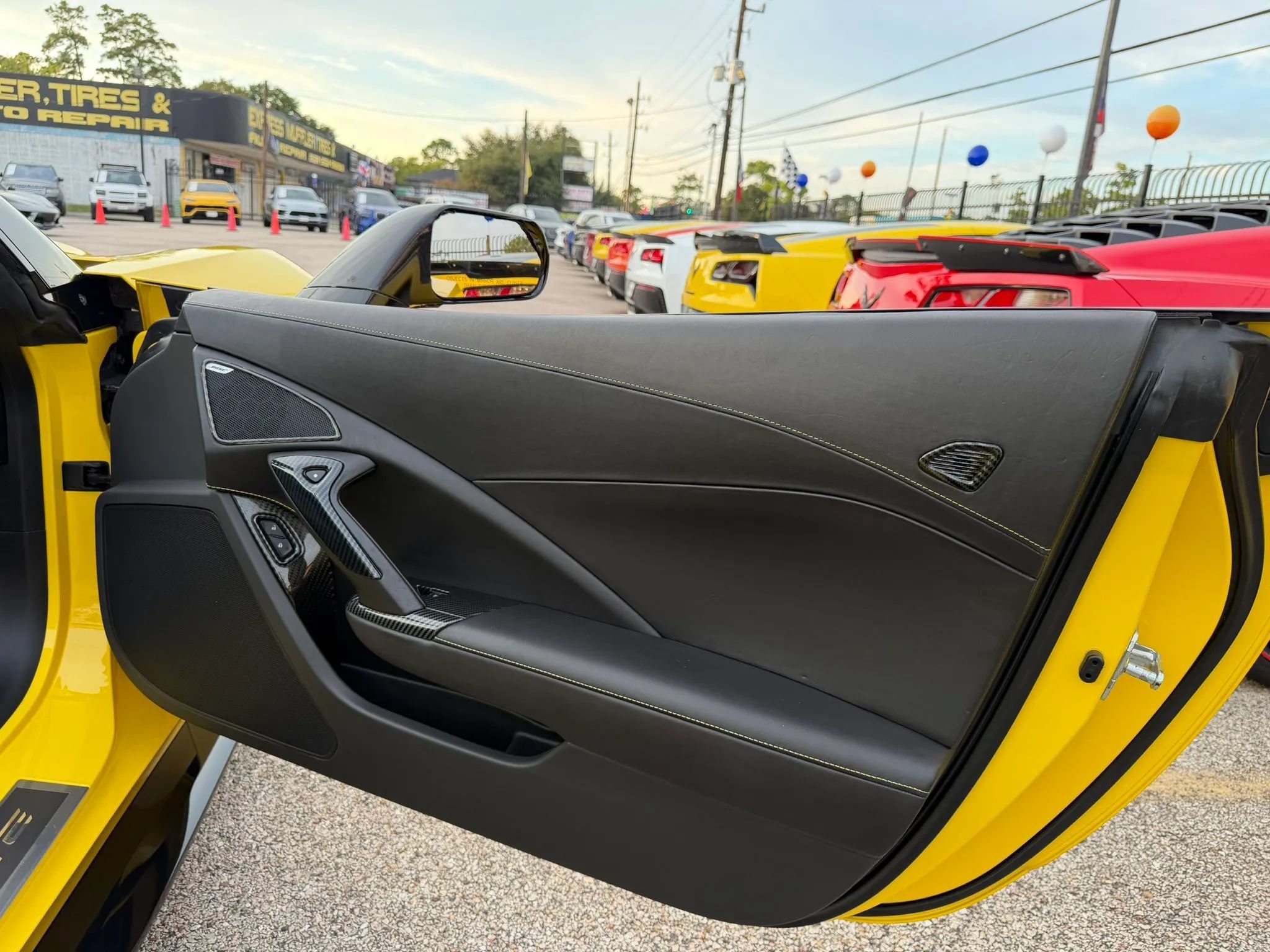 Used 2016 Chevrolet Corvette Z06 w/ 3LZ Preferred Equipment Group RWD image 20