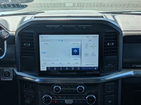 Used 2022 Ford F150 Lariat w/ Equipment Group 501A Mid image 18