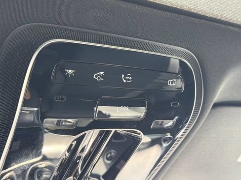 Used 2025 Mercedes-Benz C 300 Sedan image 18