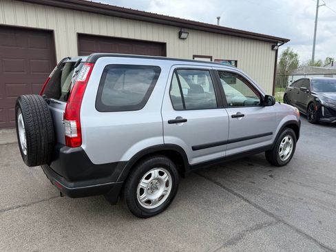 Used 2005 Honda CR-V LX image 11