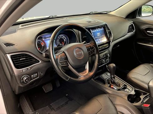 Used 2020 Jeep Cherokee Limited FWD image 17