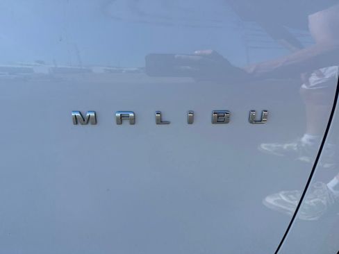 Used 2023 Chevrolet Malibu LT FWD image 11