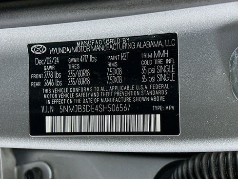 Used 2025 Hyundai Tucson SEL FWD image 12