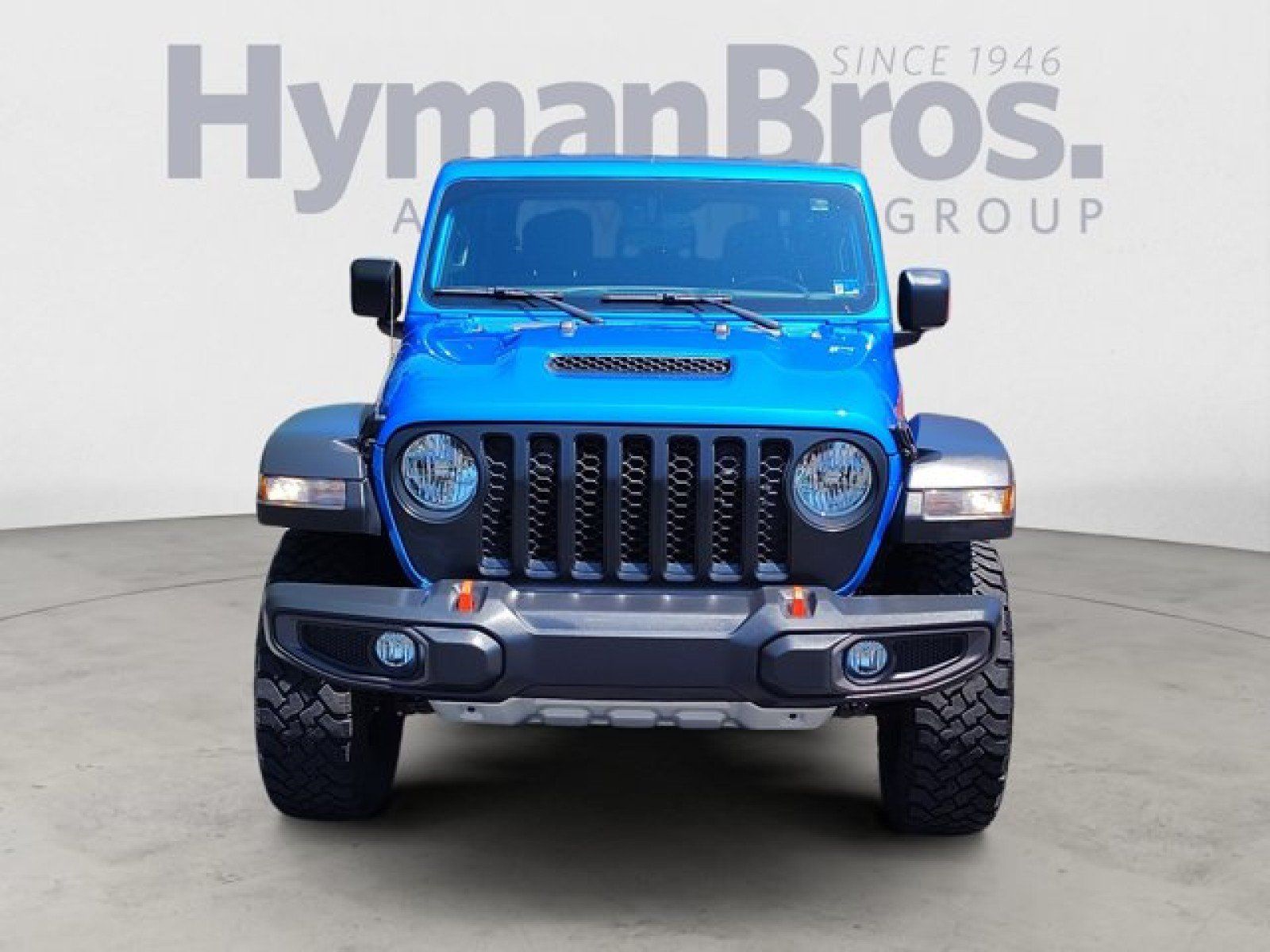 Used 2023 Jeep Gladiator Mojave w/ Cold Weather Group AWD/4WD image 8