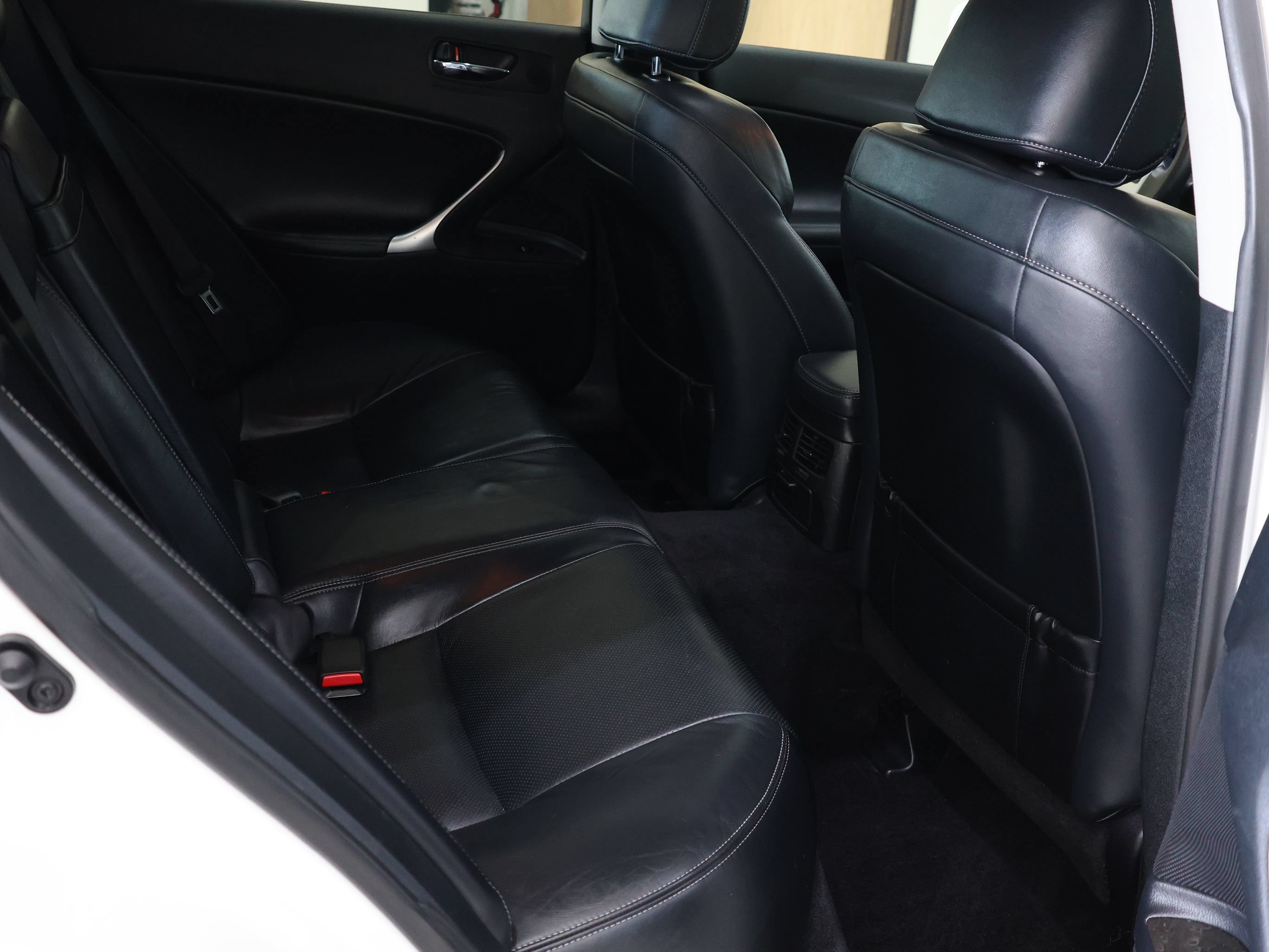 Used 2012 Lexus IS 250 w/ Premium Pkg Value Edition RWD image 30