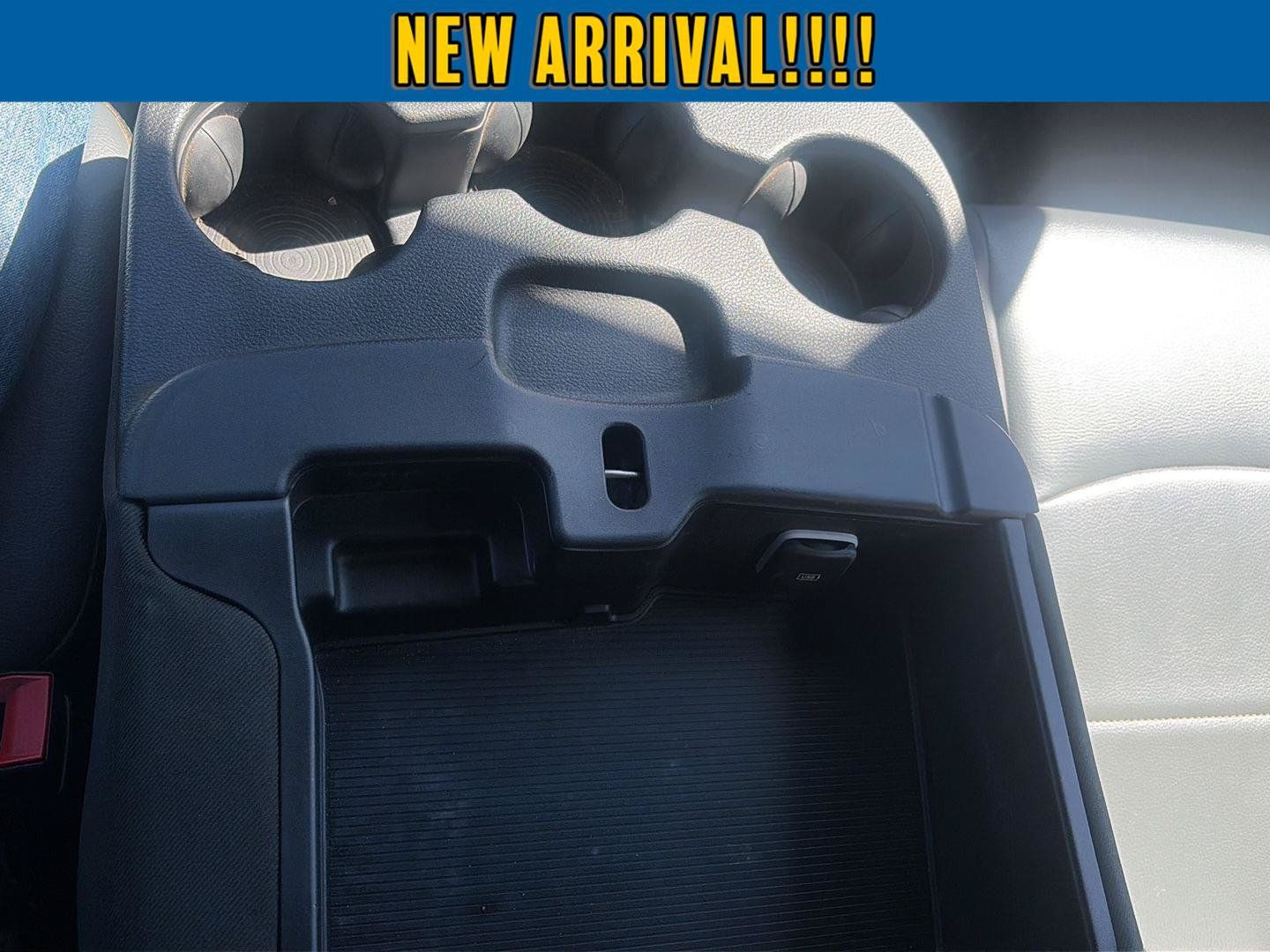 Used 2022 RAM 3500 Tradesman w/ Chrome Appearance Group AWD/4WD image 23