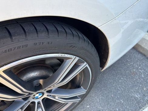 Used 2023 BMW 330i xDrive Sedan w/ Premium Package image 4