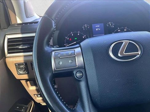 Used 2018 Lexus GX 460 w/ Navigation Package AWD/4WD image 18
