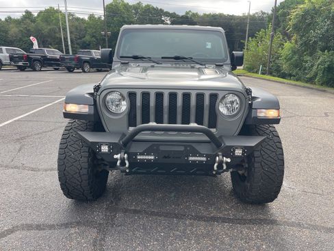 Used 2018 Jeep Wrangler Unlimited Rubicon AWD/4WD image 2