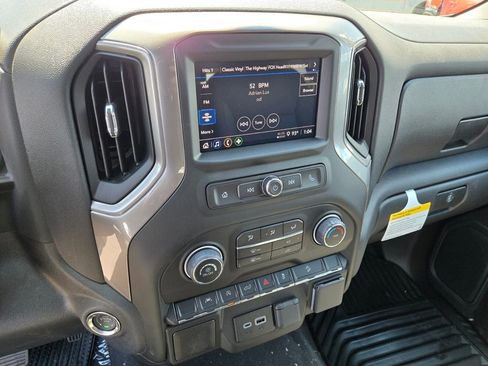 New 2026 Chevrolet Silverado 1500 Custom Trail Boss AWD/4WD image 11