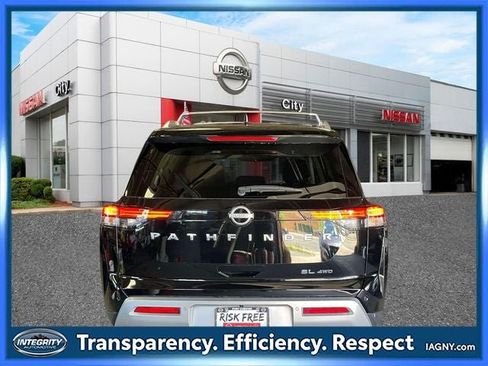 Certified 2024 Nissan Pathfinder SL AWD/4WD image 7