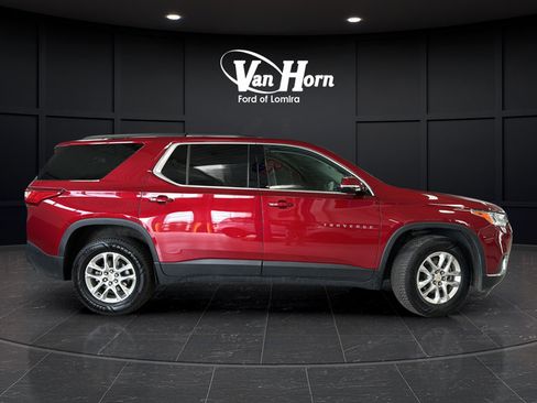 Used 2019 Chevrolet Traverse LT AWD/4WD image 9