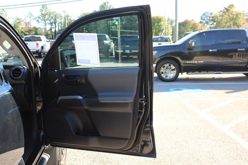 Used 2020 Toyota Tacoma SR5 RWD image 24